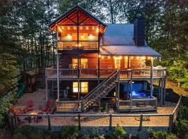 Cherry Log Summit Cabin by BK Stays - Family Friendly - Playground - Game Room - Jacuzzi - Amazing Mountain Views, hotell med parkering i Cherry Log