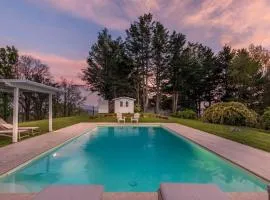 Grumo Farmhouse with Private Pool and View near Lucca
