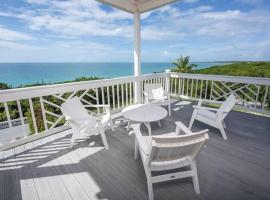 Tropical Paradise Secluded Villa with Private Beachfront, hótel í James Cistern