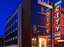 Hotel City Star - Free Airport Pickup: Yeni Delhi'de bir otel