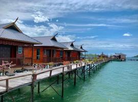 Parapat Water Village Resort, resort em Semporna
