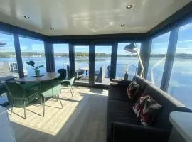 Houseboat Marina Mookerplas 4-6 persons
