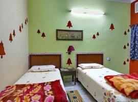 Goroomgo Hotel Casa Di William Khajuraho – hotel w mieście Khajuraho