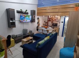Nitro Inn 1 Premium Cozy - Wine Tasting - Souvenir - Art Gallery - Private Guided Tours - Relaxing - Romantic, ξενοδοχείο στα Σκόπια