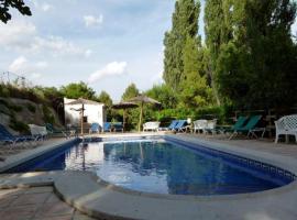 Molino 2, hotel with parking in Moratalla