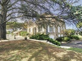 G&icirc;te Tennis du domaine de Mary, affittacamere a Brive-la-Gaillarde
