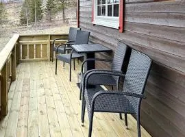 4 person holiday home in Lysøysundet