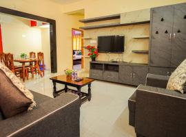 S V IDEAL HOMESTAY -2BHK SERVICE APARTMENTS-AC Bedrooms, Premium Amities, Near to Airport, hotel in Tirupati