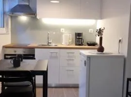 Alexandros Apartment B