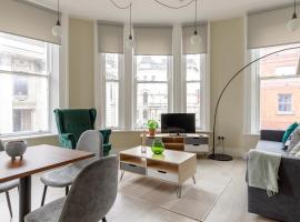 Dublin Castle Suites, hotel near Dublin Airport - DUB, Dublin