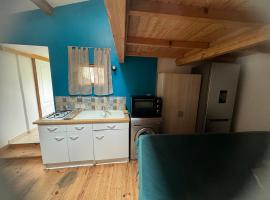 Studio Mezzanine, viešbutis mieste Mijo