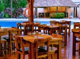 Hotel Maria Gloria、ビリャビセンシオにあるラ・バンガルディア空港 - VVCの周辺ホテル