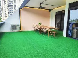 Near Legoland Medini 15pax @C