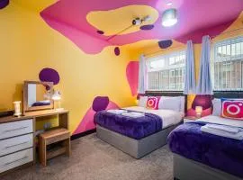 Social Media Adventure - 1 Bedroom Flat - Doncaster