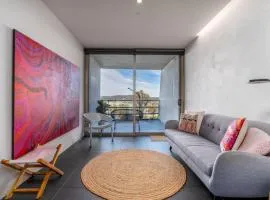 Elegant Inner City Life Nishi Building - Hosted by CanStay