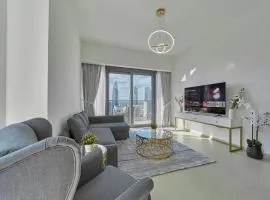 Majestic Act One 2BR 42nd floor- Downtown & sea view