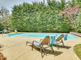 Falmouth Retreat with Private Pool, Gym and Game Room!, cottage ở Falmouth