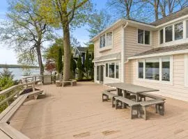 Luxury Conesus Lakefront Dock Modern Amenities