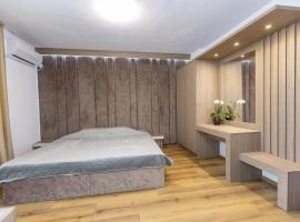 Family Hotel Ambrozia, nhà khách ở Sandanski