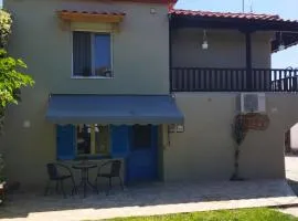 Ippotamos House