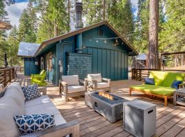 Starlight Cabin, hotel i Oakhurst