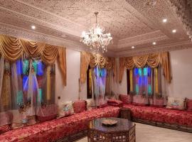 Villa with riad style: Fes şehrinde bir otel