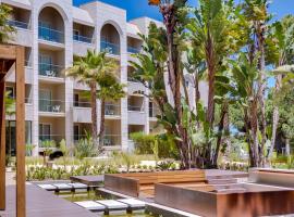 Falésia Hotel - Adults Only, hotel near Pine Cliffs Golf Course, Albufeira