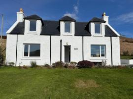 Stratheyre Cottage, hotell i Portree