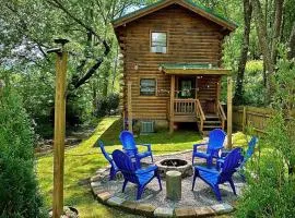 *NEW* Cozy Creekside Cabin