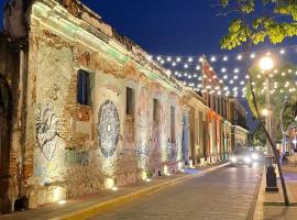 Casa Alicia @ Downtown, caba&ntilde;a o casa de campo en Mazatl&aacute;n
