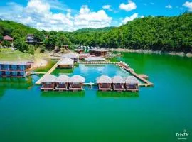 Phupai Lake Resort