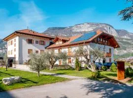 Antico Fienile Agritur、メッツォコローナのファームステイ