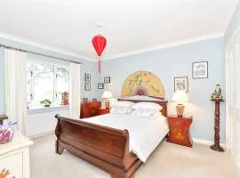 Stay at 'The Elms' in tranquil Church Norton, Selsey - Ground floor bedroom, own private bathroom, quiet beach, 2 acre garden by the sea, on edge of wildlife nature reserve