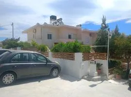 Lazaros&Pagona Houses Garden