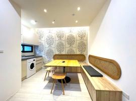 風荷溫泉民宿, hotell i Jiaoxi