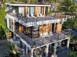 Black Sea Villa (Shekvetili-Kaprovani), casa de campo em Shekhvetili