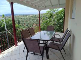 Konstantina's House I, hotel with parking in Koroni