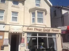 San Diego Guest House - near Pleasure Beach
