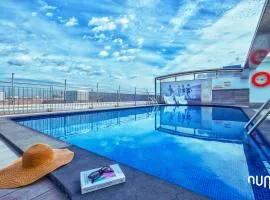 Num Hotel