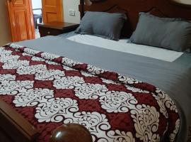 King Chemosh, отель типа «постель и завтрак» в городе Керак