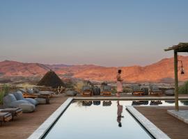 Sandfontein Lodge & Nature Reserve, chal&eacute; alpino em Sandfontein