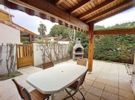 Pavillon T2 avec grande terrasse, hotel a Narbonne-Plage