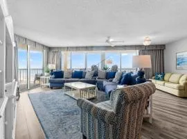 Beachfront Oasis at Litchfield By the Sea Cambridge 304