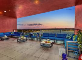 Hollywood Bliss Studio Balcony Beach View, hotel en Hollywood