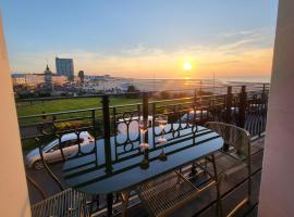 Sunset Point Apts - Aqua Therapy Suite, hotel in Margate