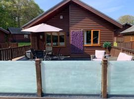 Rocco's Lodge a beautiful 3 bedroom holiday home, hotel in Sewerby