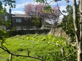 Bents Holiday Cottage, hotel in Oxenhope