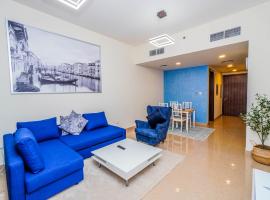 1 BR Apt, Miracle Garden with RoofTop Pool, King Bed, Gym,100mbps, hotel near Arabian Ranches Golf Club, Dubai