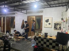 Aqilun Coffe home, vakantiepark in Seturan