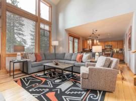 The Cottages at Old Greenwood - 2-Bedroom, rumah kotej di Truckee